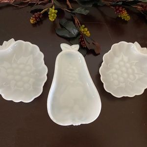 Vtg Milk Glass Fruit Shaped Dishes set of 3